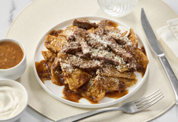 Chilaquiles con Arrachera