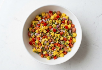 Bright and Tangy Mango Salsa (8 oz) Bright and Tangy Mango Salsa (8 oz)